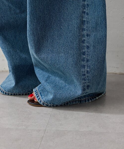 PEAS(ピース)の「【PEAS】 デニムタックバレルパンツ(デニムパンツ・レディース・ブルー・0/1)」の12枚目の写真