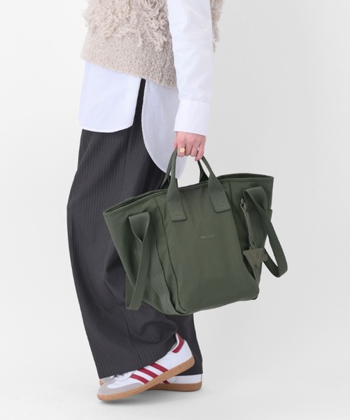 W&.Day/Night(ダブルアンド デイナイト)の「エムート トートバッグ A4サイズ 20521(トートバッグ・レディース・カーキ/ブラック/ライトグレー・FREE)」の3枚目の写真