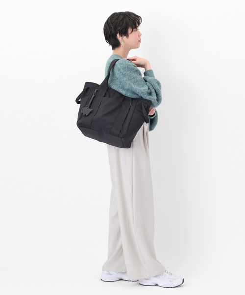 W&.Day/Night(ダブルアンド デイナイト)の「エムート トートバッグ A4サイズ 20521(トートバッグ・レディース・カーキ/ブラック/ライトグレー・FREE)」の4枚目の写真