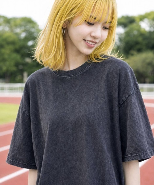 KAMINARI_TOKIO（カミナリトキオ）の「ピグメント加工Tシャツ（Tシャツ/カットソー・レディース・チャコールグレー/ブラック/ブラウン/カーキ/グレー系・FREE）」の12枚目の写真
