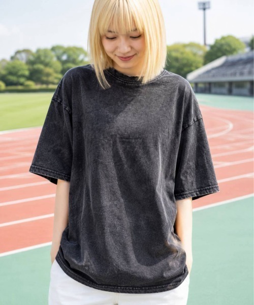 KAMINARI_TOKIO（カミナリトキオ）の「ピグメント加工Tシャツ（Tシャツ/カットソー・レディース・チャコールグレー/ブラック/ブラウン/カーキ/グレー系・FREE）」の7枚目の写真
