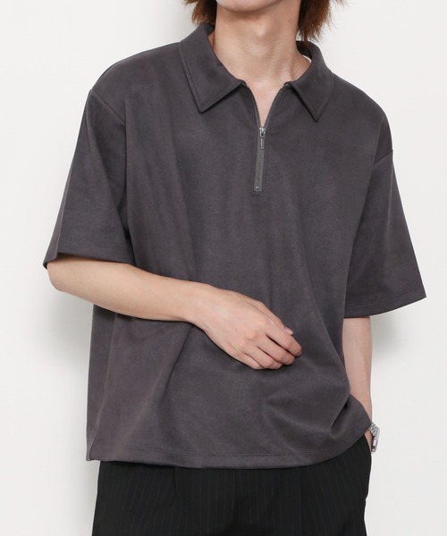 BROWNY（ブラウニー）の「BROWNY/【26年春夏新作】フェイクスウェードハーフZIPT（Tシャツ/カットソー・メンズ・ベージュ/チャコールグレー・MEDIUM/LARGE）」の2枚目の写真