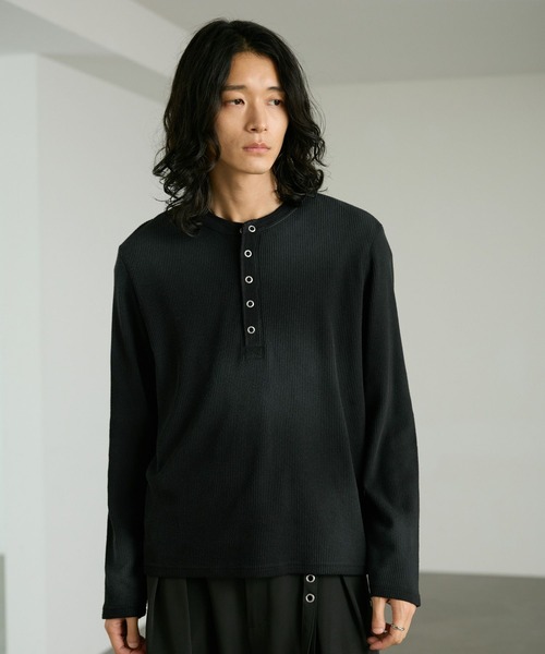 RAGEBLUE(レイジブルー)の「SPRAY DYED WAFFLE HENLEY T-SHIRT/スプレー加工ワッフルヘンリーTシャツ(Tシャツ/カットソー・メンズ・グレー/ホワイト/ブラック・LARGE/MEDIUM)」の8枚目の写真