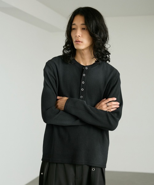 RAGEBLUE(レイジブルー)の「SPRAY DYED WAFFLE HENLEY T-SHIRT/スプレー加工ワッフルヘンリーTシャツ(Tシャツ/カットソー・メンズ・グレー/ホワイト/ブラック・LARGE/MEDIUM)」の9枚目の写真