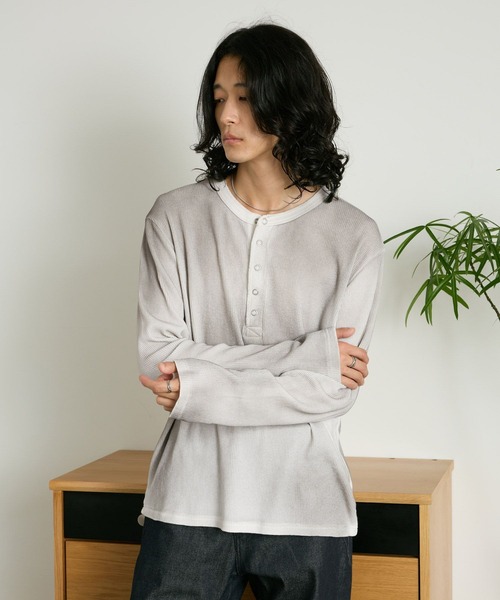 RAGEBLUE(レイジブルー)の「SPRAY DYED WAFFLE HENLEY T-SHIRT/スプレー加工ワッフルヘンリーTシャツ(Tシャツ/カットソー・メンズ・グレー/ホワイト/ブラック・LARGE/MEDIUM)」の15枚目の写真