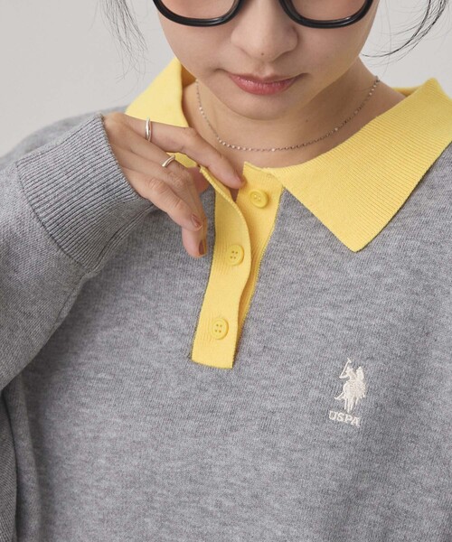 U.S. POLO ASSN.(ユーエスポロアッスン)の「U.S. POLO ASSN./ユーエスポロアッスン 別注 ロゴ刺繍 バイカラー ニットポロ(ニット/セーター・レディース・ネイビー/アイボリー/チャコールグレー/ライトグレー・M/L)」の20枚目の写真