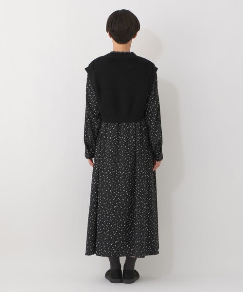 Afternoon Tea（アフタヌーンティー）の「【セットアイテム】ニットベスト＆小花柄ワンピース（ワンピース・レディース・ホワイト・MEDIUM）」の2枚目の写真