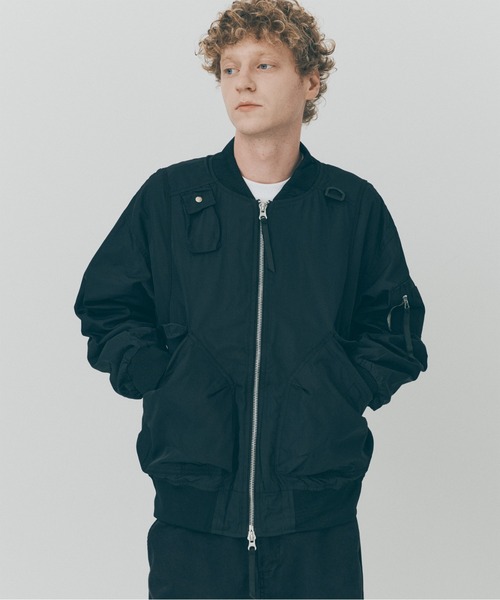 MAISON CLUB(メゾンクラブ)の「【MAISON CLUB】Tech Hunting MA-1 Bomber Jacket / テックハンティングMA-1 ボンバージャケット SNF(MA-1・メンズ・ブラック/グリーン・M/L)」の3枚目の写真
