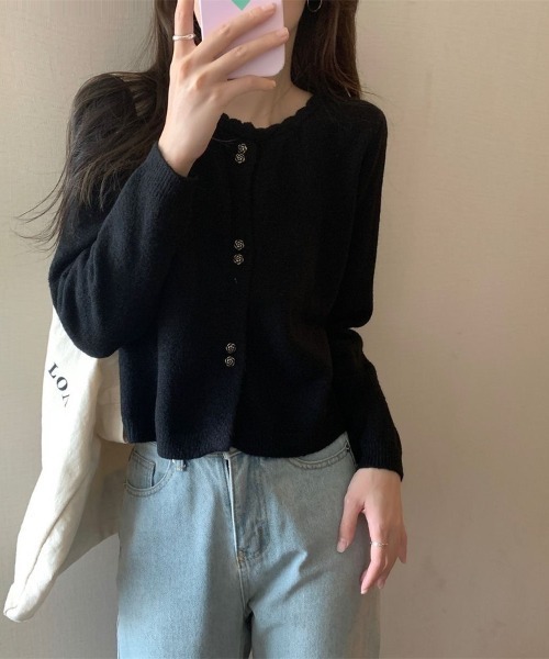 Beststore(ベストストア)の「「ふわふわアンゴラタッチ」の優しい肌触り。パールボタンが可愛い、大人可愛いショート丈ニットカーディガン(カーディガン/ボレロ・レディース・ピンク/ブラック/オフホワイト/ラベンダー/レッド・FREE)」の17枚目の写真