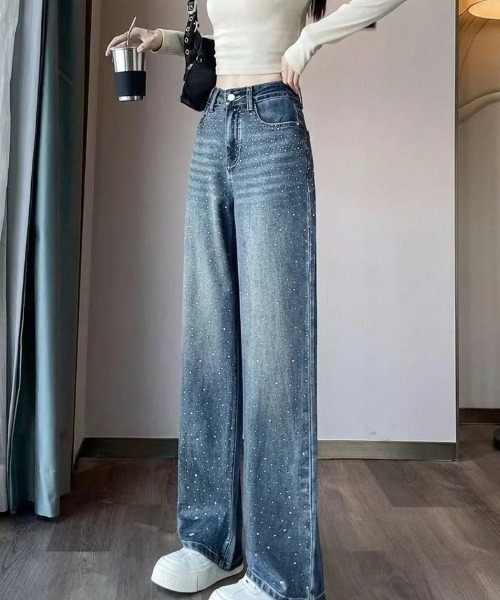 HAILY(ヘイリー)の「キラキララインストーンストレートデニムパンツ(デニムパンツ・レディース・ブルー・S/M/L)」の2枚目の写真
