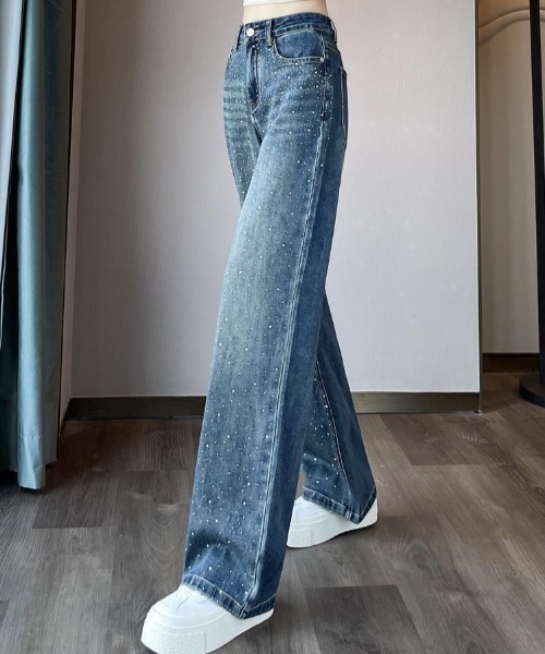 HAILY(ヘイリー)の「キラキララインストーンストレートデニムパンツ(デニムパンツ・レディース・ブルー・S/M/L)」の5枚目の写真