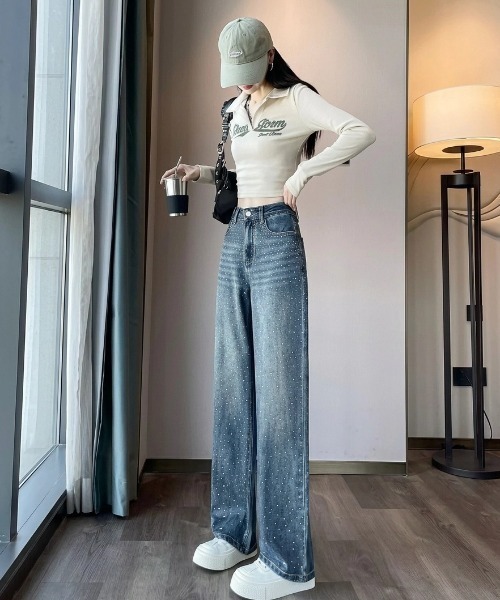 HAILY(ヘイリー)の「キラキララインストーンストレートデニムパンツ(デニムパンツ・レディース・ブルー・S/M/L)」の7枚目の写真