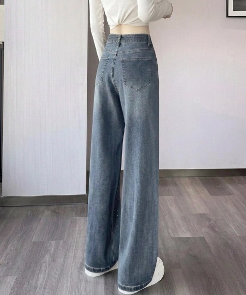 HAILY(ヘイリー)の「キラキララインストーンストレートデニムパンツ(デニムパンツ・レディース・ブルー・S/M/L)」の10枚目の写真