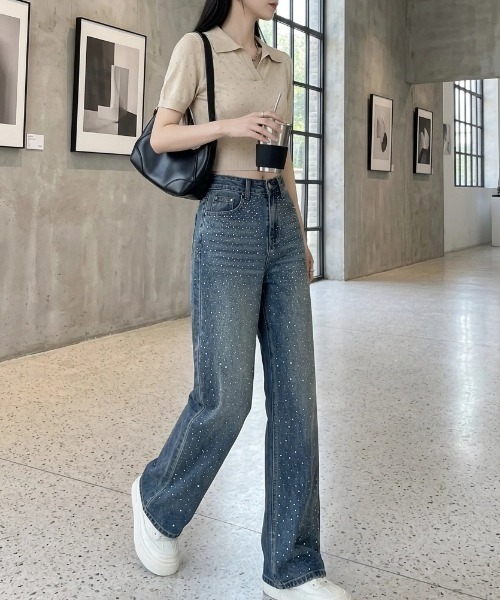 HAILY(ヘイリー)の「キラキララインストーンストレートデニムパンツ(デニムパンツ・レディース・ブルー・S/M/L)」の8枚目の写真
