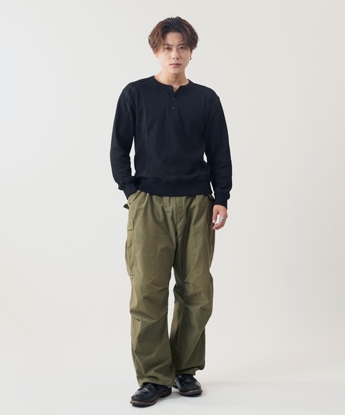 WAIPER.inc(ワイパーインク)の「【ZOZO限定】ワッフル ヘンリーネック ロンT(Tシャツ/カットソー・メンズ・ブラック・XL/L/M/S)」の8枚目の写真
