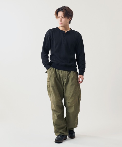WAIPER.inc(ワイパーインク)の「【ZOZO限定】ワッフル ヘンリーネック ロンT(Tシャツ/カットソー・メンズ・ブラック・XL/L/M/S)」の10枚目の写真