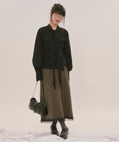 loin nuit（ロワンニュイ）の「asymmetry ribbon tops / アシンメトリーリボントップス（Tシャツ/カットソー・レディース・ボルドー/アイボリー/ブラック・FREE）」の21枚目の写真
