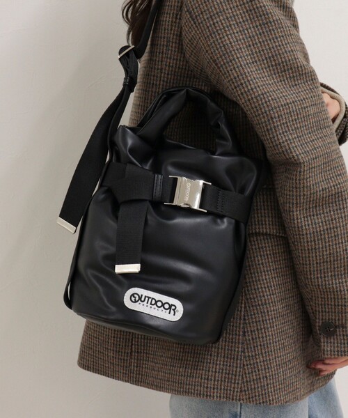 OUTDOOR PRODUCTS(アウトドアプロダクツ)の「【OUTDOOR PRODUCTS】合皮2wayベルトトートバッグSS(ショルダーバッグ・レディース・ブラウン/ブラック・FREE)」の7枚目の写真