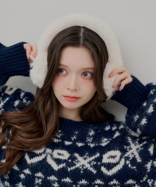 Chico（チコ）の「ロゴ刺繍ファーイヤマフ（キャップ）」 - WEAR