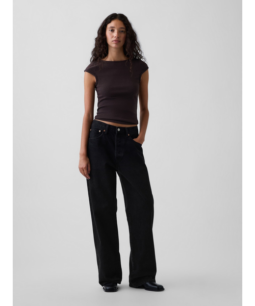 GAP(ギャップ)の「モダン ボートネックTシャツ(Tシャツ/カットソー・レディース・ホワイト/ブラック/ブラウン・S/M/XS/XL)」の4枚目の写真