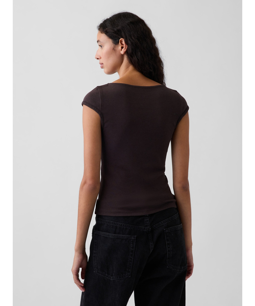 GAP(ギャップ)の「モダン ボートネックTシャツ(Tシャツ/カットソー・レディース・ホワイト/ブラック/ブラウン・S/M/XS/XL)」の10枚目の写真