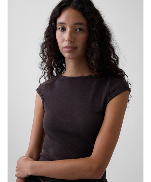 GAP(ギャップ)の「モダン ボートネックTシャツ(Tシャツ/カットソー・レディース・ホワイト/ブラック/ブラウン・S/M/XS/XL)」の13枚目の写真
