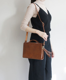 NUME 2WAY SHOULDER/四角ボストン