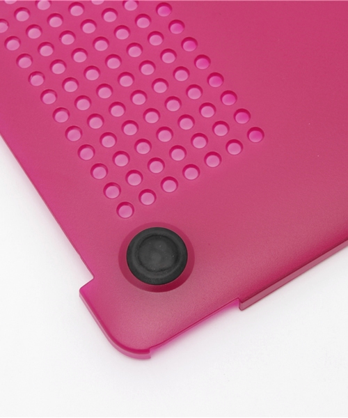 incase（インケース）の「CL60617 Hardshell Case for MacBook Air 11 Dots（スマホグッズ・メンズ・ピンク・ONE SIZE）」の4枚目の写真