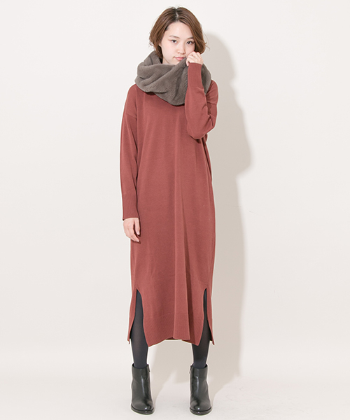 URBAN RESEARCH（アーバンリサーチ）の「UR マシュマロファースヌード（ストール/ショール・レディース・オフホワイト/ブラウン/モカ/ベージュ・FREE）」の6枚目の写真