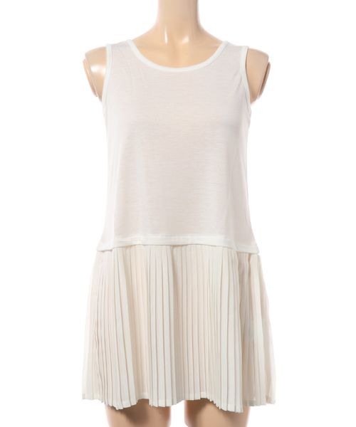 GeeRA（ジーラ）の「裾異素材使いタンク　　　　　　　　　　　  （タンクトップ・レディース・ホワイト×ブルー/ホワイト×ブラック/ブラック系その他/ブラック系その他2/オフホワイト/ホワイト系その他/ブラック/ホワイト/ホワイト系その他2/ブラック系その他3・LARGE/SMALL/MEDIUM/X-LARGE）」の6枚目の写真