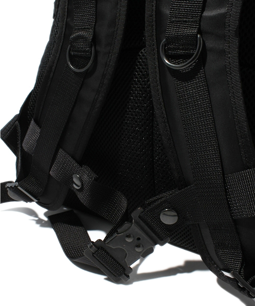 BEAMS(ビームス)の「BUZZ RICKSON'S×WILLIAM GIBSON×PORTER / DAYPACK(バックパック/リュック・メンズ・ブラック・ONE SIZE)」の8枚目の写真