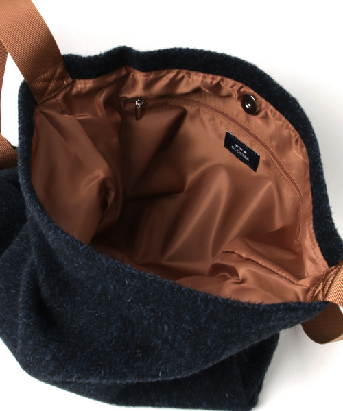 HARRIS TWEED(ハリスツイード)の「【NORTH THREE QUARTER EAST】別注ハリスショルダーバッグ(ショルダーバッグ・メンズ・ネイビー/チャコールグレー・FREE)」の5枚目の写真