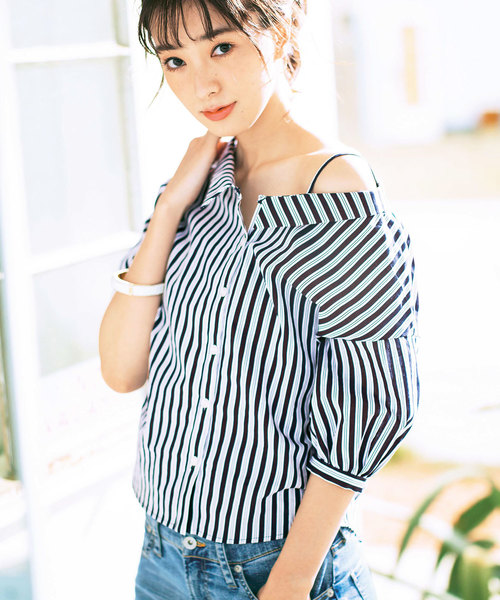 GeeRA（ジーラ）の「シャツカラー２ＷＡＹブラウス（シャツ/ブラウス・レディース・オフホワイト/その他・MEDIUM/LARGE/X-LARGE）」の2枚目の写真