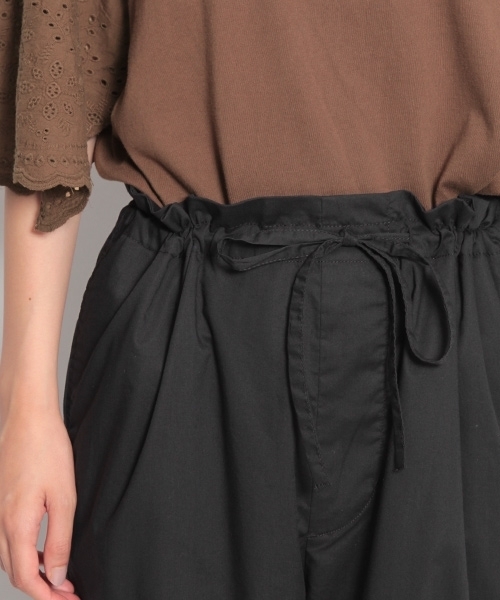 niko and...（ニコアンド）の「イージーガーデンパンツ（その他パンツ・レディース・ブラック/ベージュ/グリーン/キャメル・MEDIUM/LARGE）」の13枚目の写真