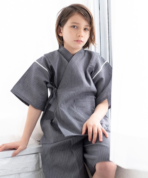 KYOETSU（キョウエツ）の「ボーイズしじら甚平（浴衣・キッズ・ブルー系その他3/ブラック系その他/ブラック系その他3/ブラック系その他2/グレー系その他3/ブラック/ブルー系その他2/ブルー系その他/グレー/ブルー/グレー系その他2/グレー系その他/ブルー系その他5/ブラック系その他7/ブラック系その他6/ブルー系その他7/ブラック系その他5/ブルー系その他6/ブルー系その他4/ブラック系その他4/サックスブルー系2/サックスブルー系3/サックスブルー系4/サックスブルー系5/サックスブルー系/サックスブルー系6・150/130/110/140/120）」の9枚目の写真