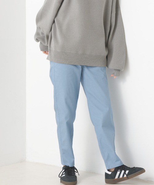 OMNES（オムネス）の「テーパードストレッチイージーパンツ レギュラー丈（その他パンツ・レディース・チャコールグレー/ブラック/ベージュ/ネイビー/グレー/オフホワイト/オリーブ/カーキ/キャメル/グレイッシュブルー/ライトブルー/ブルー/テラコッタ・S/M/L/XL/XXL）」の19枚目の写真