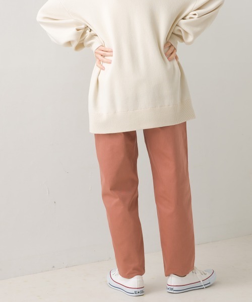 OMNES（オムネス）の「テーパードストレッチイージーパンツ レギュラー丈（その他パンツ・レディース・チャコールグレー/ブラック/ベージュ/ネイビー/グレー/オフホワイト/オリーブ/カーキ/キャメル/グレイッシュブルー/ライトブルー/ブルー/テラコッタ・S/M/L/XL/XXL）」の16枚目の写真