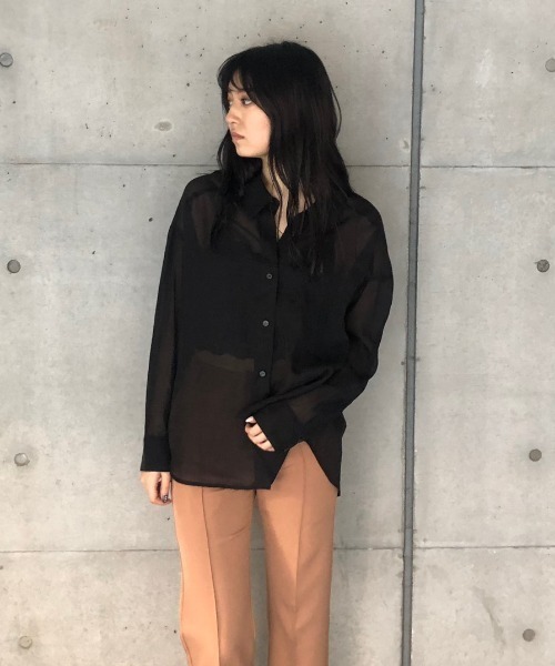 ENVYM（アンビー）の「シアールーズＳＨ（シャツ/ブラウス・レディース・ホワイト/ブラック/ベージュ/ブラウン/グリーン・FREE）」の3枚目の写真