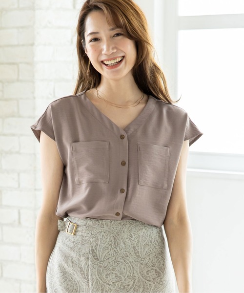 12Twelve Agenda(トゥエルブ アジェンダ)の「SUハイストレッチカルゼワッシャー両ポケブラウス(シャツ/ブラウス・レディース・ブラウン/グレイッシュベージュ/ネイビー・M)」の2枚目の写真