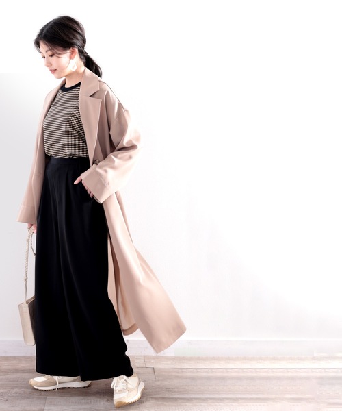 classicalelf(クラシカルエルフ)の「楽ちんなのにキレイ。タック入りフレアワイドパンツ(スラックス・レディース・ブラック/ベージュ系その他/ライトベージュ/ブルー/ライトグレー・SMALL/MEDIUM/LARGE/X-LARGE)」の11枚目の写真