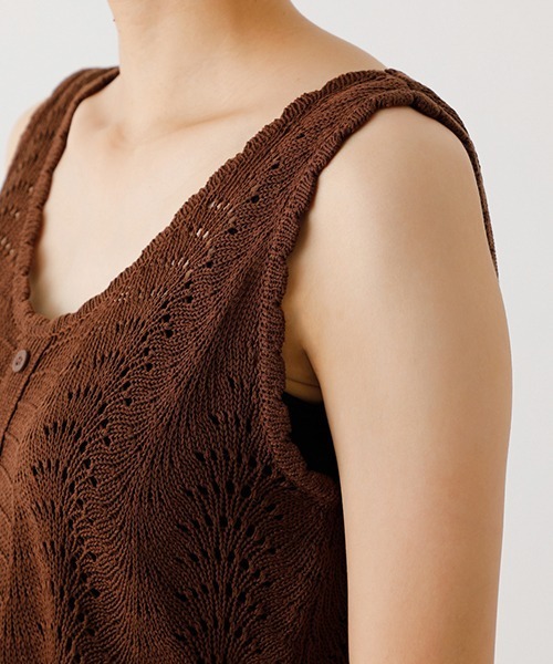 AZUL by moussy（アズールバイマウジー）の「CROCHET BUSTIER/クロシェットビジター（タンクトップ・レディース・ダークブラウン/ブラック・SMALL/MEDIUM）」の8枚目の写真