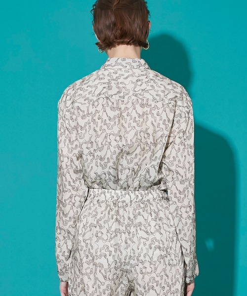 TOGA PULLA（トーガ　プルラ）の「【TOGA PULLA(トーガプルラ)】インナープリントシャツ　TP11-FJ216（シャツ/ブラウス・レディース・オフホワイト・36）」の7枚目の写真