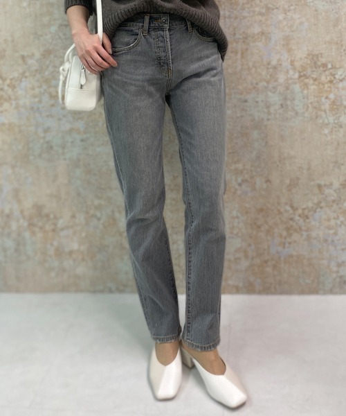 KOBE LETTUCE（コウベレタス）の「テーパードデニムパンツ（デニムパンツ・レディース・グレー/インディゴブルー/ブルー/ホワイト系その他/ライトグレー/ブラック・S/M/L）」の5枚目の写真