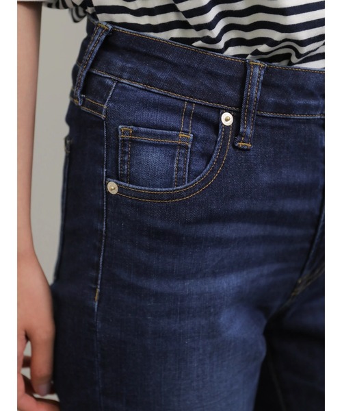 AMERICAN HOLIC（アメリカンホリック）の「シガレットフィットデニム（デニムパンツ・レディース・インディゴブルー/ブルー系その他・S/M/L）」の7枚目の写真