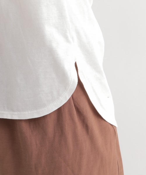 Andemiu（アンデミュウ）の「ノースリデザインカット949513（Tシャツ/カットソー・レディース・オフホワイト/ブラック/ブラウン・FREE）」の13枚目の写真