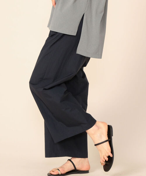 NOLLEY’S(ノーリーズ)の「ライトタフタイージーワイドパンツ(その他パンツ・レディース・ネイビー/キャメル・1/2)」の18枚目の写真