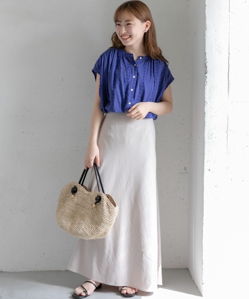 URBAN RESEARCH Sonny Label（アーバンリサーチサニーレーベル）の「楊柳ギャザーブラウス（シャツ/ブラウス・レディース・ブラック/オフホワイト/レッド/ブルー・FREE）」の20枚目の写真