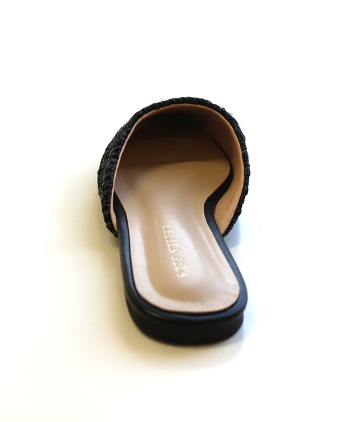 AmiAmi（アミアミ）の「メッシュフラットミュールサンダル（サンダル・レディース・ブラウン/アイボリー/ブラック/ナチュラル・L/M/LL/S）」の7枚目の写真