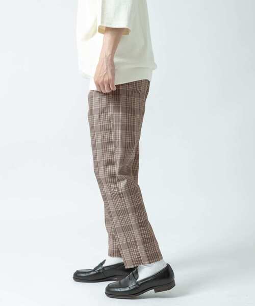ITEMS URBANRESEARCH(アイテムズ アーバンリサーチ)の「先染めチェック イージースラックス(その他パンツ・メンズ・グレー/ブラウン/ベージュ・MEDIUM/LARGE)」の2枚目の写真