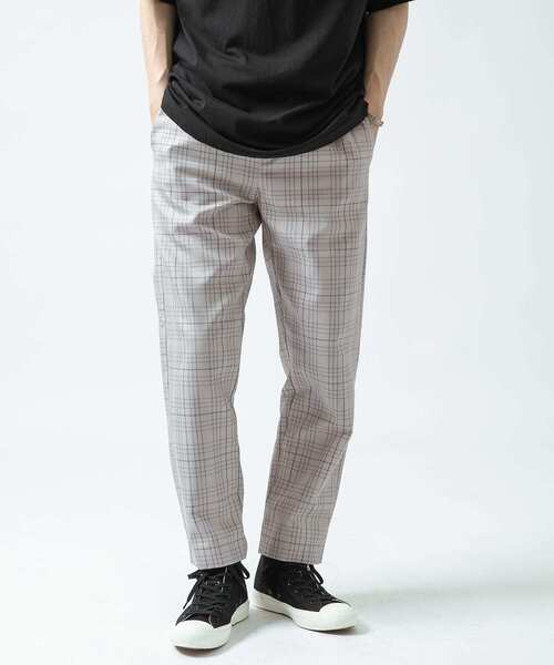 ITEMS URBANRESEARCH(アイテムズ アーバンリサーチ)の「先染めチェック イージースラックス(その他パンツ・メンズ・グレー/ブラウン/ベージュ・MEDIUM/LARGE)」の4枚目の写真